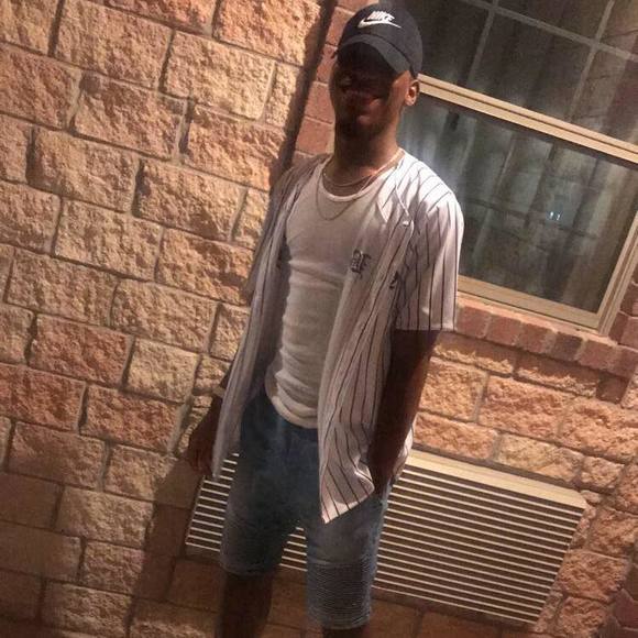 Meet your Posher, Darryon - Picture 1 of 1